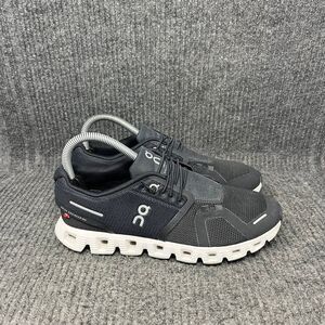 On Cloud 5 Black White Athletic Running Shoes Sneakers Women’s 7.5 US